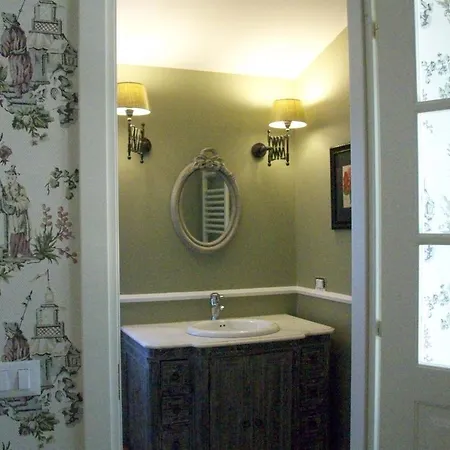 Peiranze144 Bed & Breakfast 3*