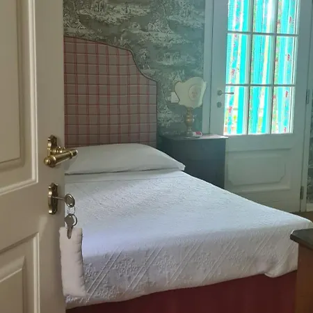 فندق مبيت وإفطار Peiranze144 سانريمو